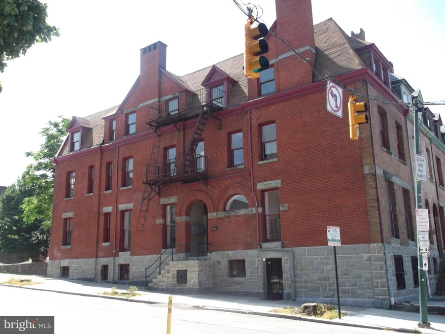 1629 Saint Paul St unit 2, Baltimore, MD 21202 - photo 1