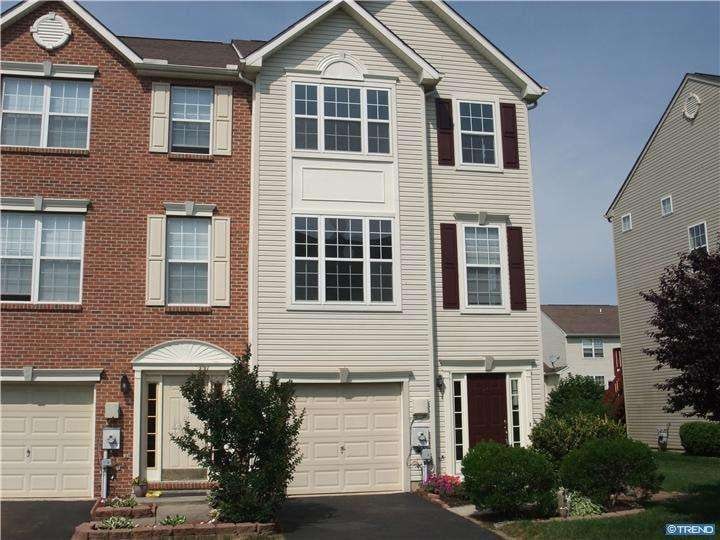 41 Carrick Ln, Bear, DE 19701 - photo 1