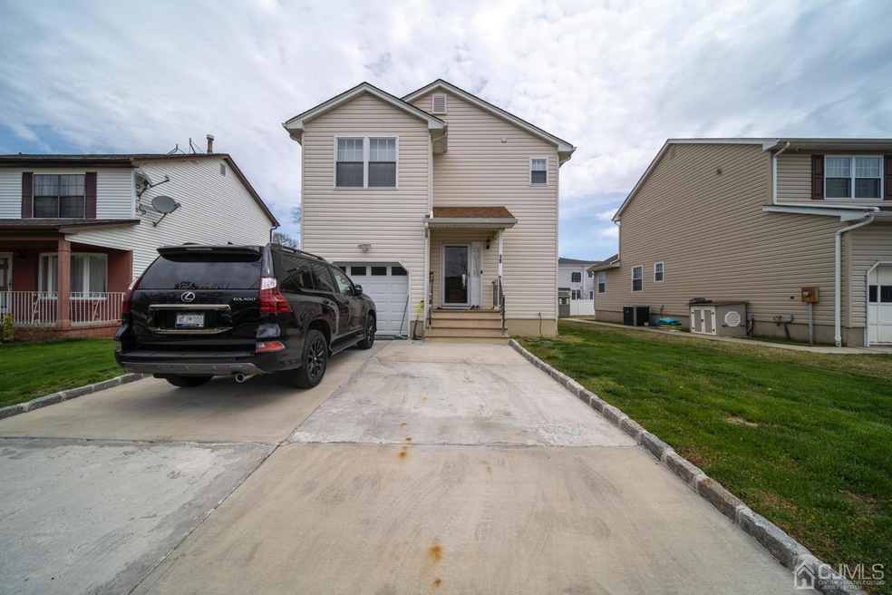 19 Varga Dr, Carteret, NJ 07008 - photo 1