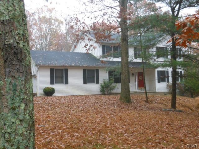 205 Majestic Dr, Chestnuthill Township, PA 18353 - photo 1