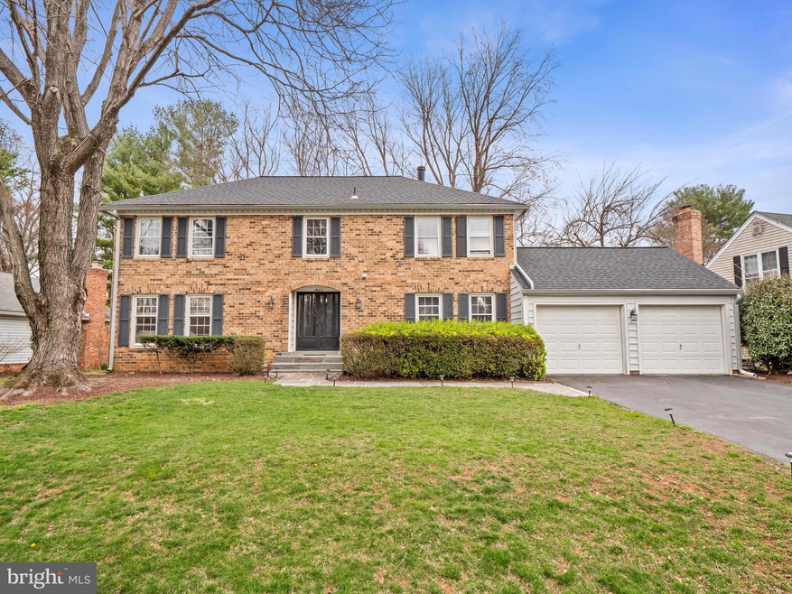 9420 Copenhaver Dr, Potomac, MD 20854 - photo 1