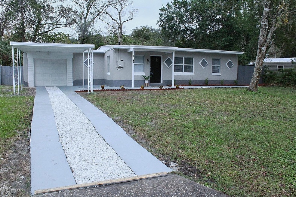 2927 Parr Ct E, Jacksonville, FL 32216 - photo 1