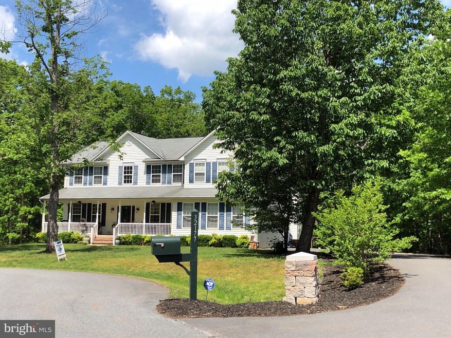 32177 Angus Ct, Locust Grove, VA 22508 - photo 1