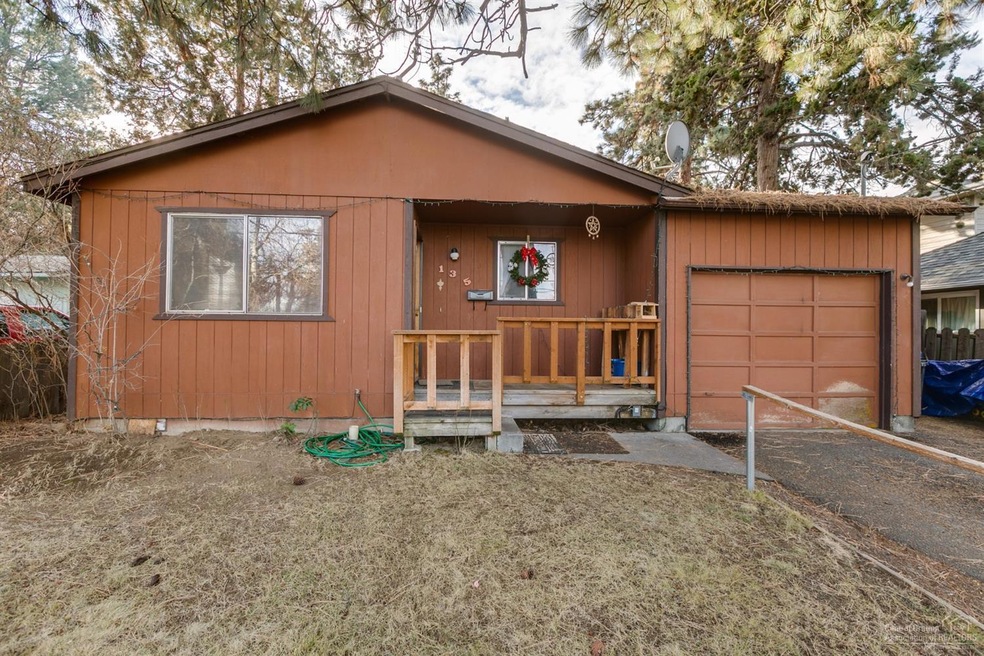 135 SW Mckinley Ave, Bend, OR 97702 - photo 1