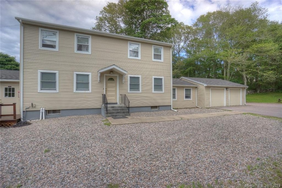 38 S Broad St unit 2, Pawcatuck, CT 06379 - photo 1