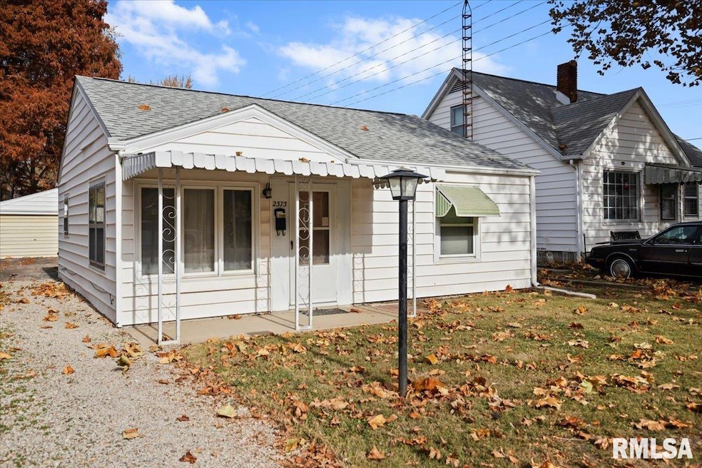 2373 E Keys Ave, Springfield, IL 62702 - photo 1