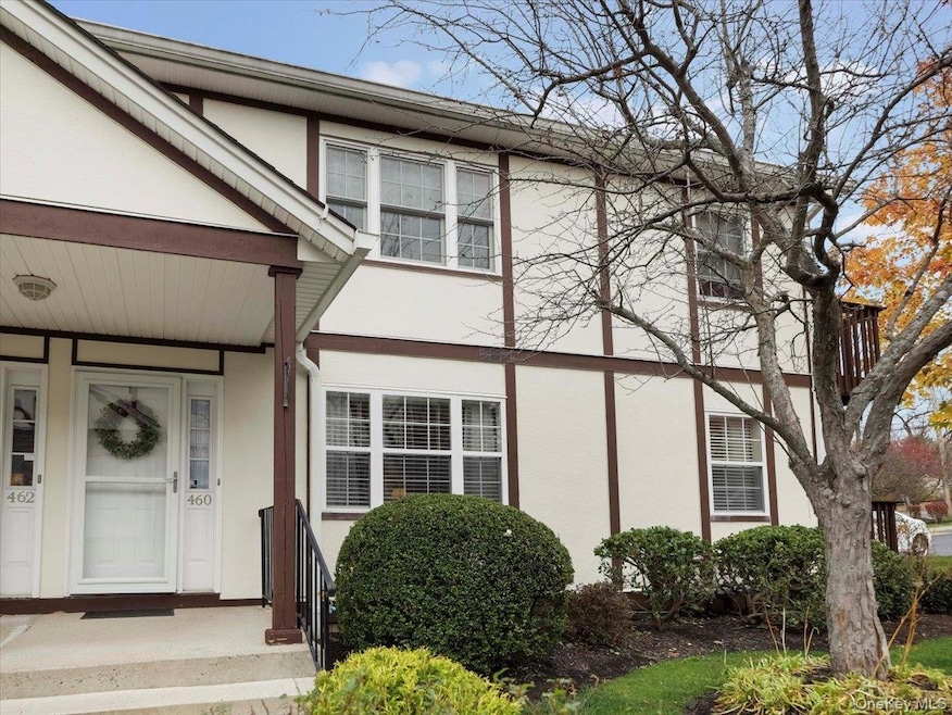 460 E Crooked Hill Rd unit 460, Pearl River, NY 10965 - photo 1