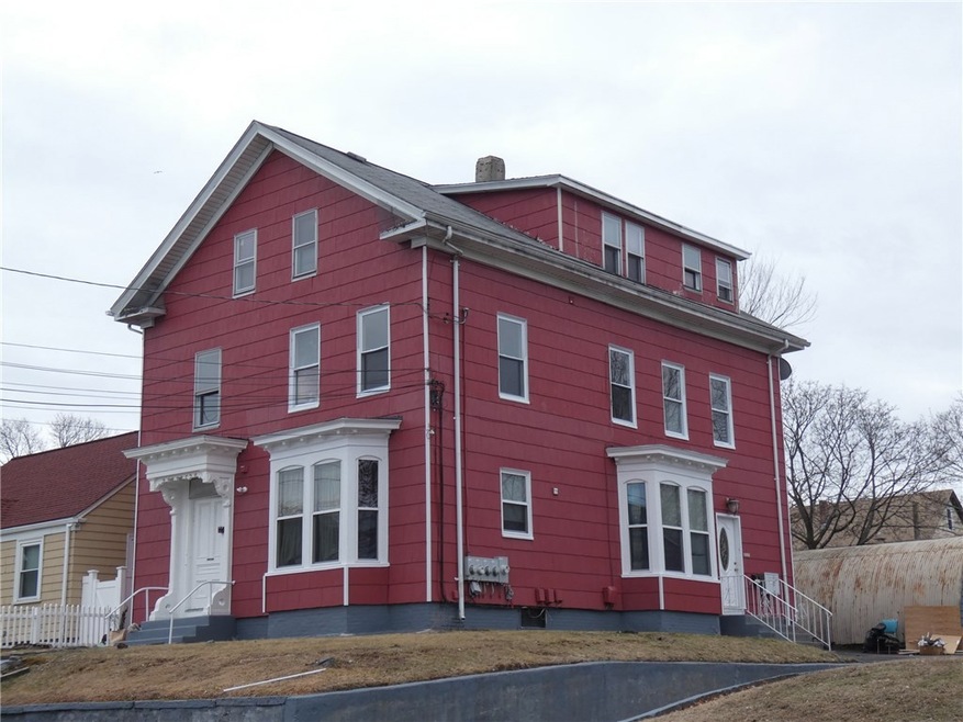 656 Lonsdale Ave, Central Falls, RI 02863 - photo 1