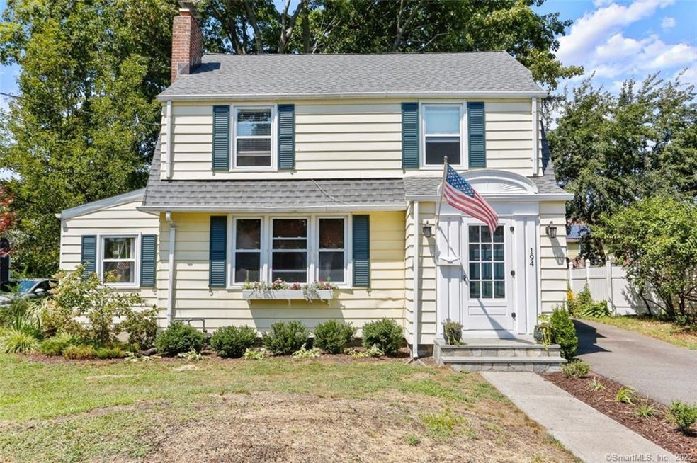 Welcome to 194 Dixon Street!