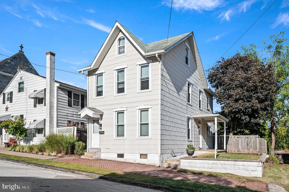 21 N Church St, Spring City, PA 19475 - photo 1