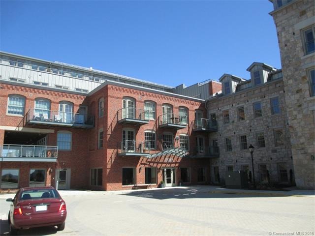 8 Stonington Common unit 24, Stonington, CT 06378 - photo 1