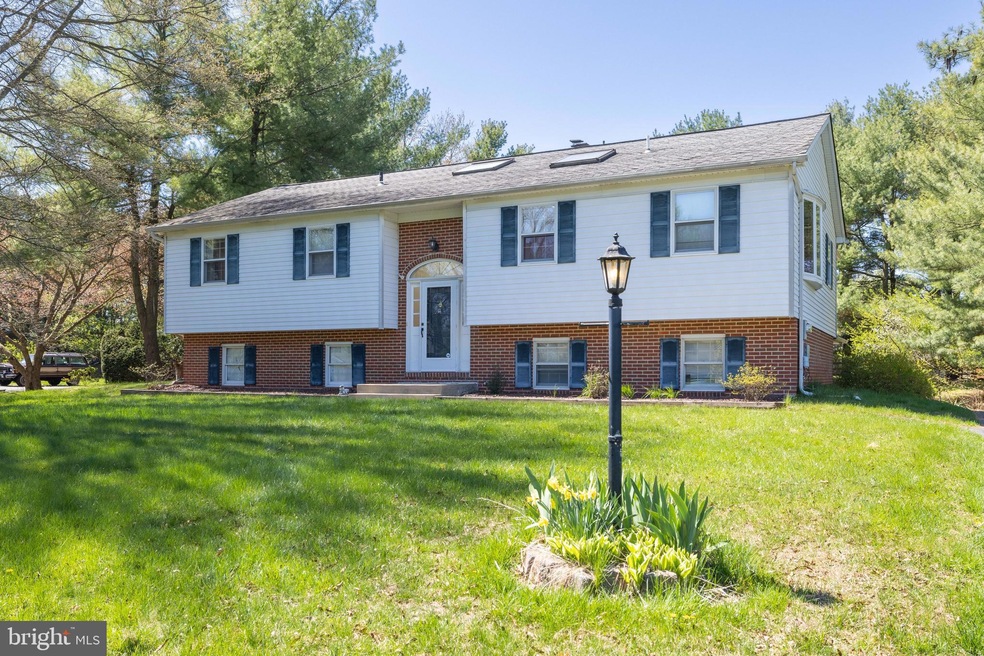 126 W Savannah Dr, Bear, DE 19701 - photo 1