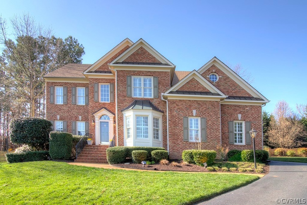 Welcome to 4720 Regal Oaks Drive in sought after T