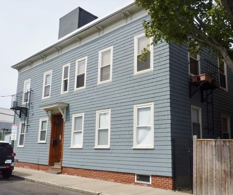 197 Otis St unit C, Cambridge, MA 02141 - photo 1