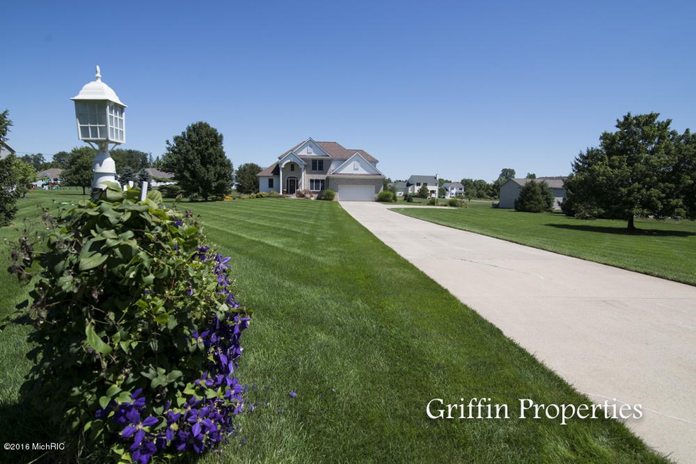 7500 Ivanrest Ave SW, Byron Center, MI 49315 - photo 1