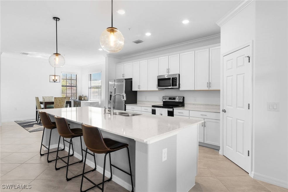 2375 Montserrat Ln unit 201, Naples, FL 34120 - photo 1