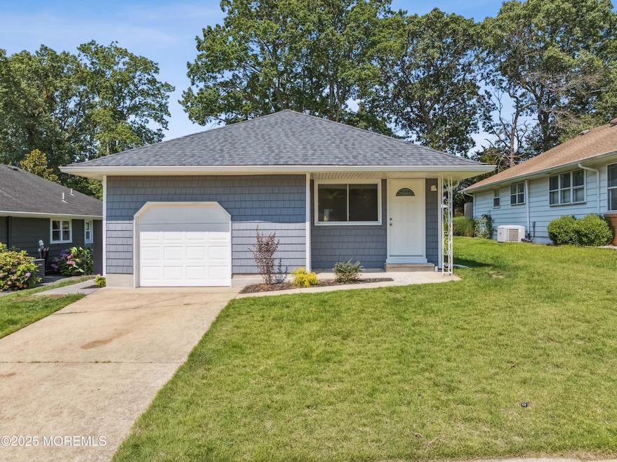 1657 Mount Everest Ln, Toms River, NJ 08753 - photo 1