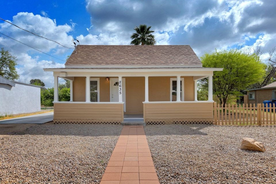 2635N29thst-002