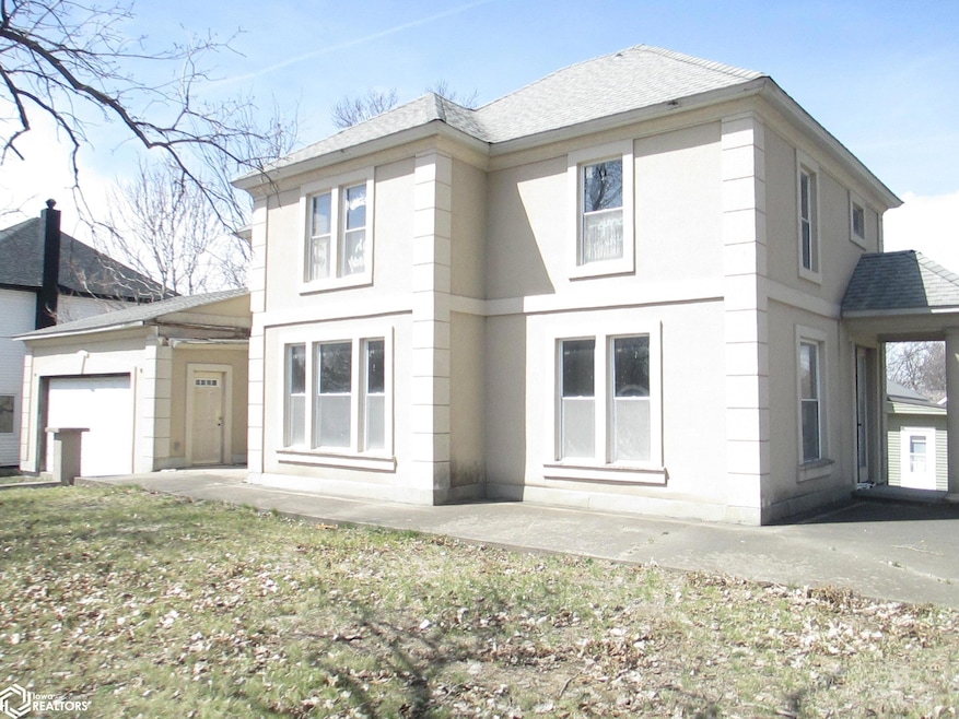 1003 Orchard Ave, Chariton, IA 50049 - photo 1