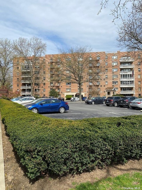 Eastwood Condos unit 3G, Howard Beach, NY 11414 - photo 1