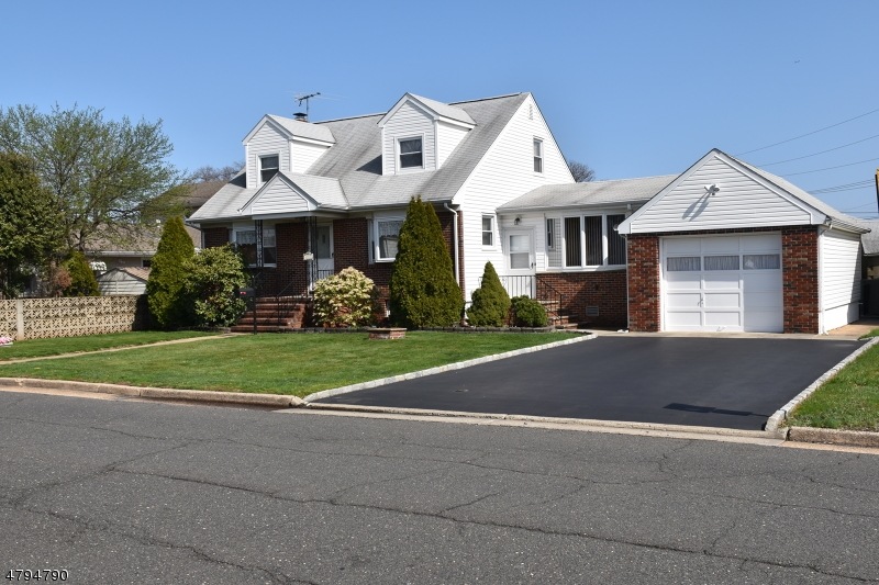 1211 W Curtis St, Linden, NJ 07036 - photo 1