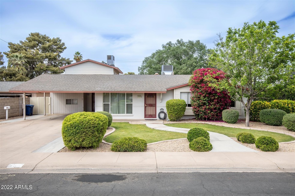 1 - Front Yard Image -