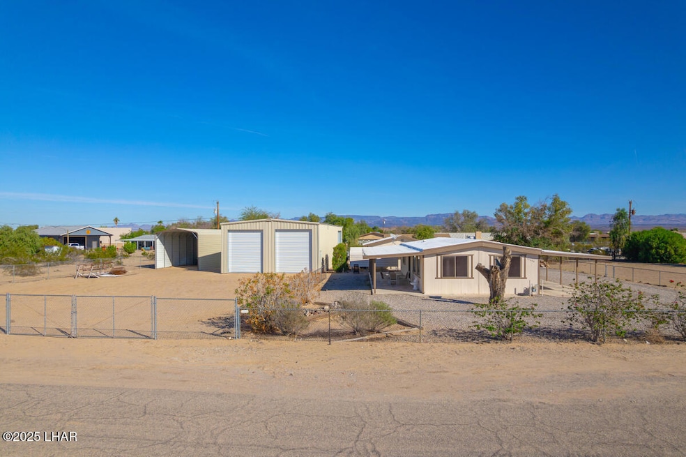 12858 Apache Pkwy, Topock, AZ 86436 - photo 1