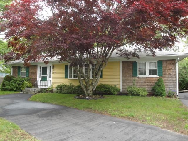 130 Dolphin Ln, Hyannis, MA 02601 - photo 1