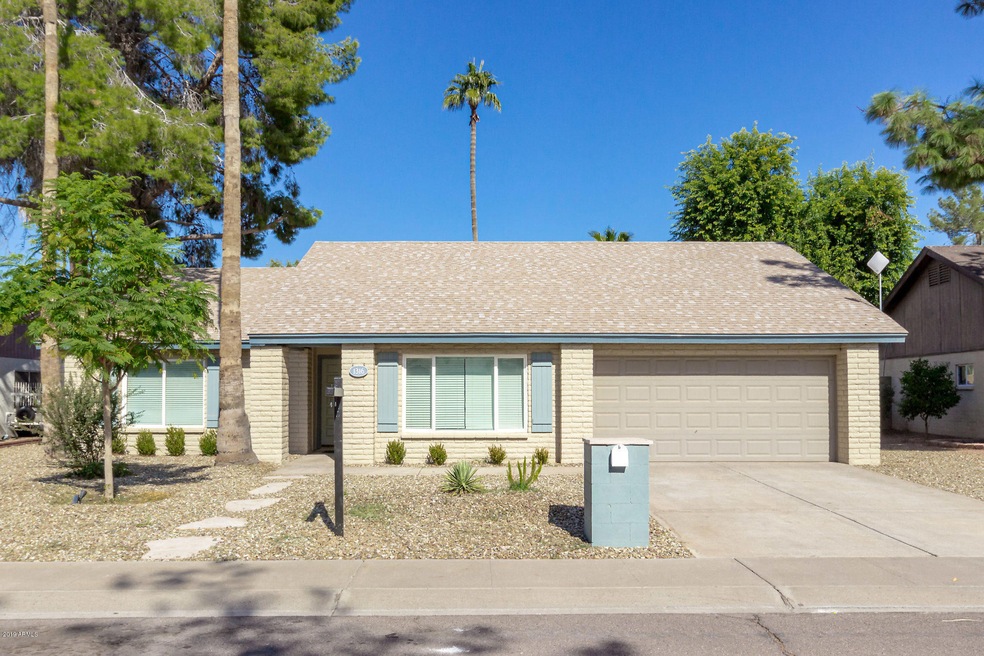 1316 E Woodman Dr, Tempe, AZ 85283 - photo 1