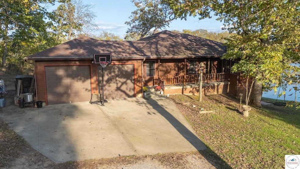 Under Contract $499,900