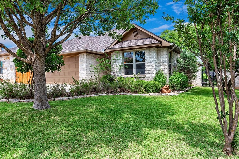 120 Clyde Run, Fredericksburg, TX 78624 - photo 1