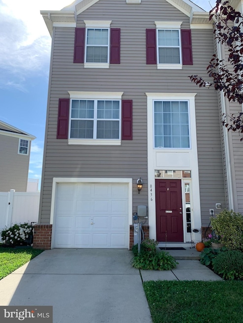 8436 Stansbury Lake Dr, Baltimore, MD 21222 - photo 1