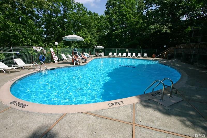 154 Overlook Ave unit 2B, Peekskill, NY 10566 - photo 1