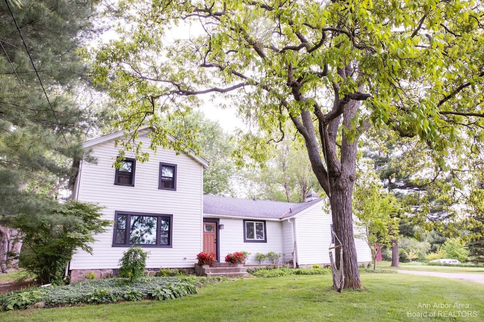 10110 Fleming Rd, Dexter, MI 48130 - photo 1