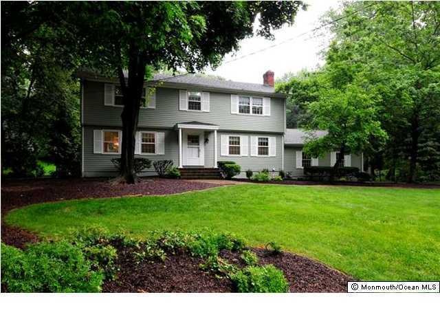 17 Wilshire Way, Holmdel, NJ 07733 - photo 1