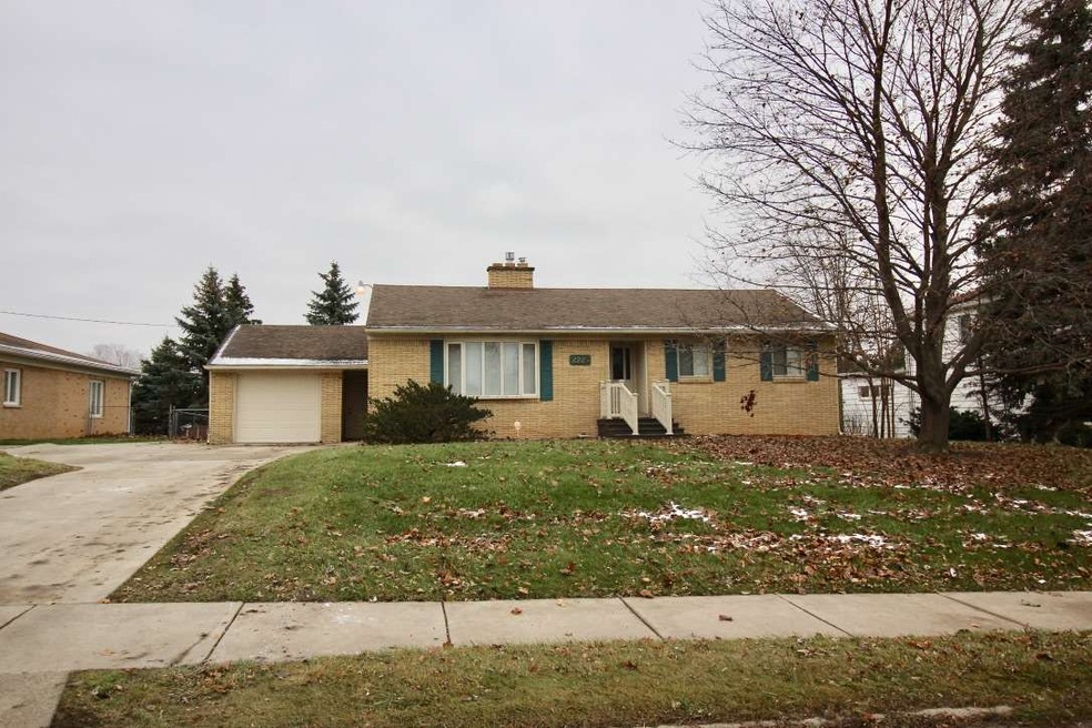 2225 Miller Rd, Flint, MI 48503 - photo 1