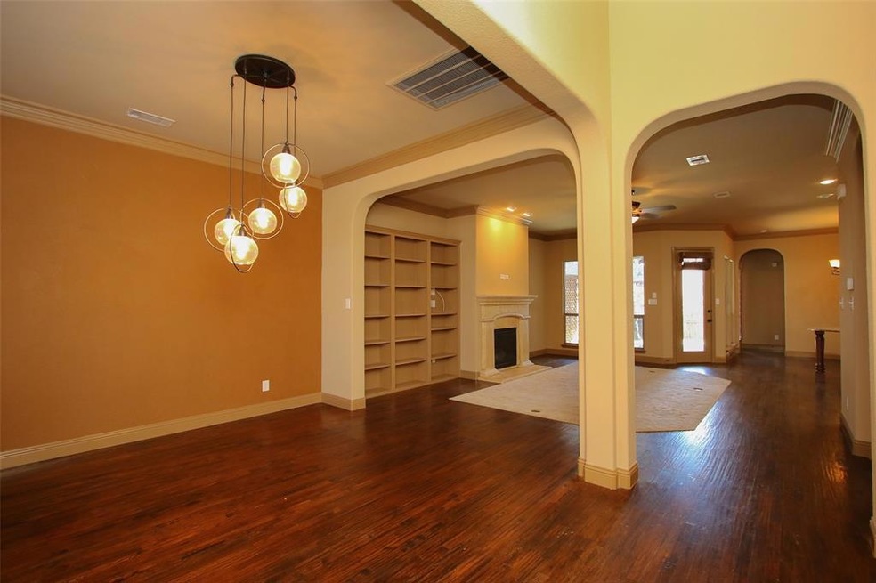 8424 La Fontaine Dr, North Richland Hills, TX 76182 - photo 1