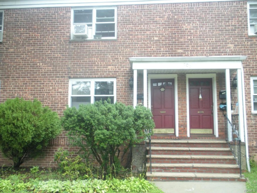 500 Tuckahoe Rd unit 5B, Yonkers, NY 10710 - photo 1