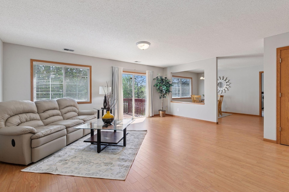 1515 Yorkshire Lane - Spacecrafting - 0005.jpg