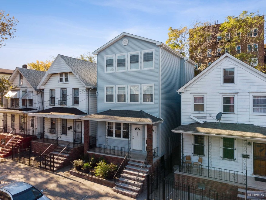 210 Garside St unit 1, Newark, NJ 07104 - photo 1