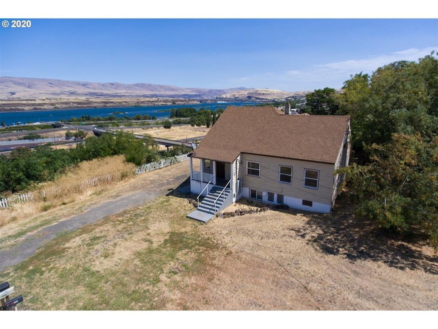 904 Clark St, the Dalles, OR 97058 - photo 1