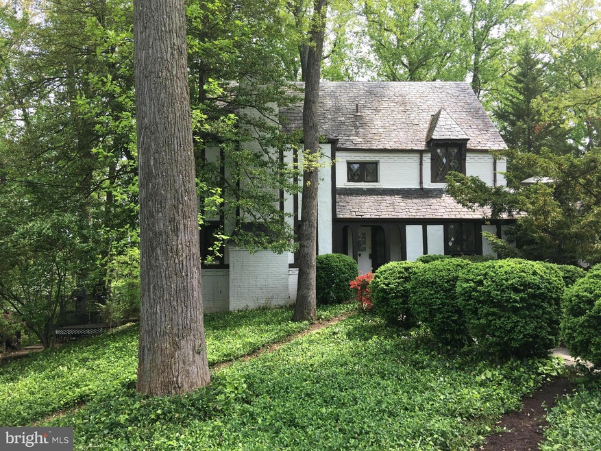 3109 Rolling Rd, Chevy Chase, MD 20815 - photo 1