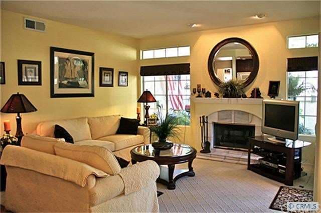 Gorgeous, immaculate 2 bedroom condominium with   