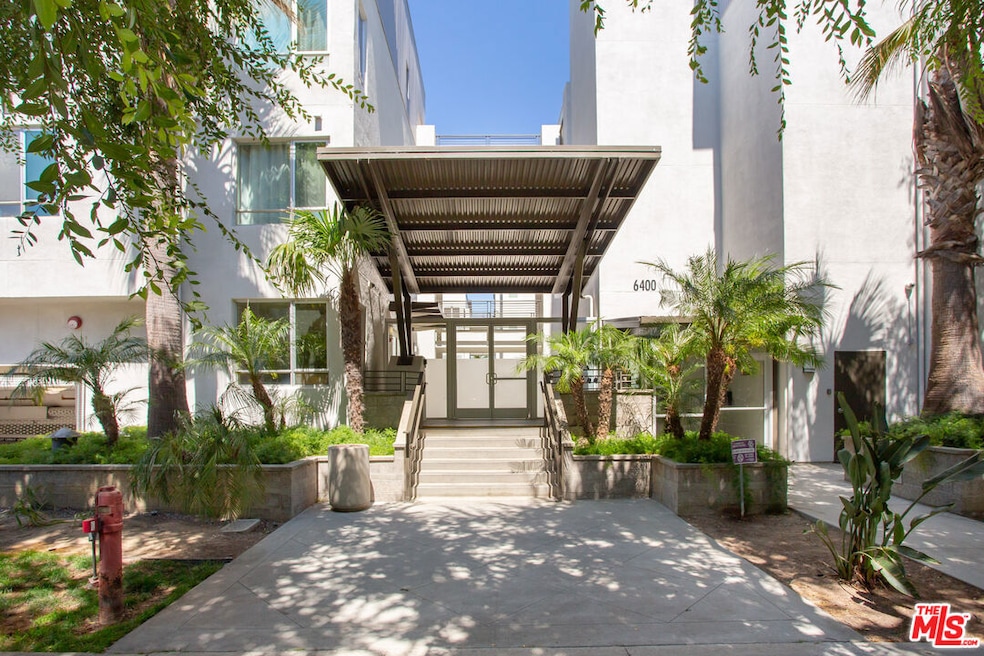 Sold $905,000 • Co-Listing Agent