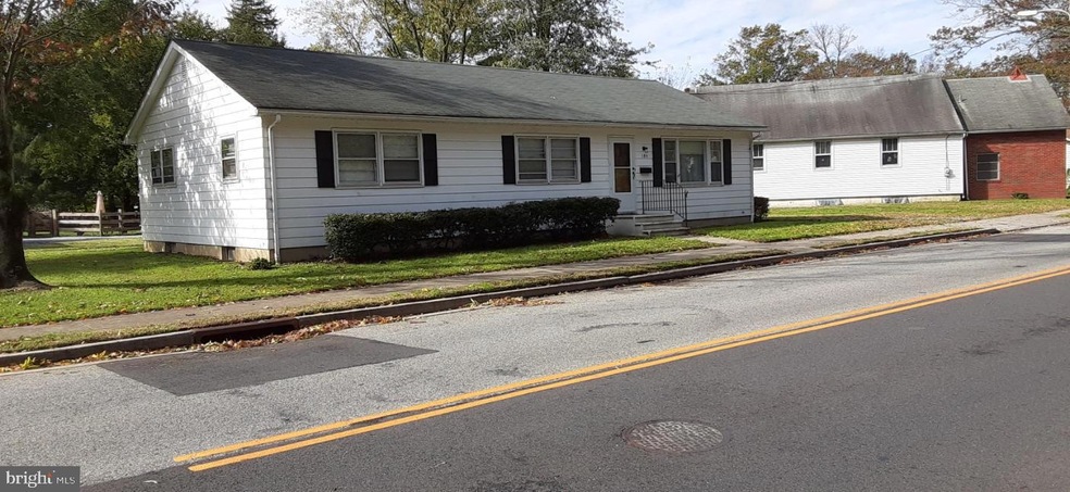 184 Elm St, Woodstown, NJ 08098 - photo 1