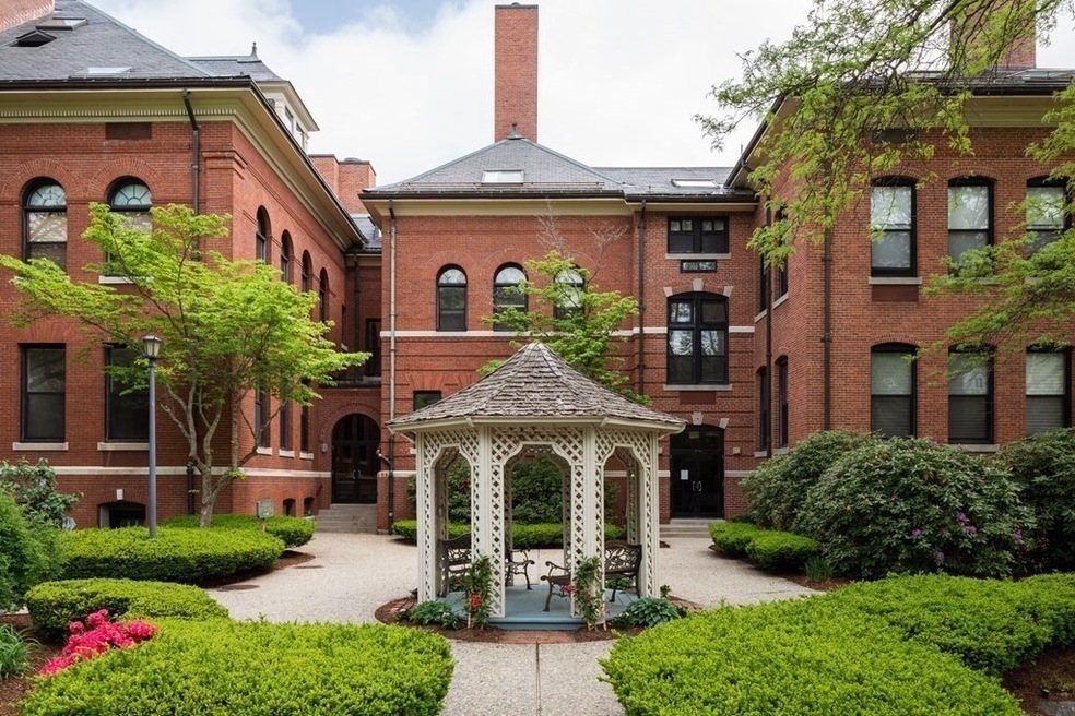 1 School St unit 406, Arlington, MA 02476 - photo 1