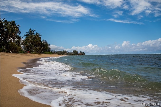 Sandy beach in your backyard!
