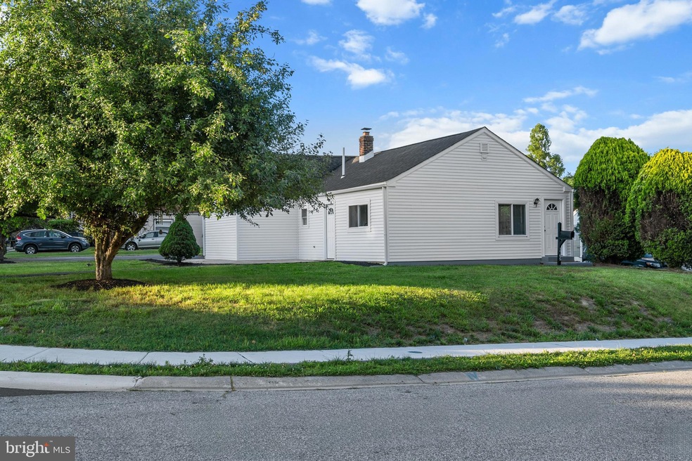 1705 W Gilpin Dr, Wilmington, DE 19805 - photo 1