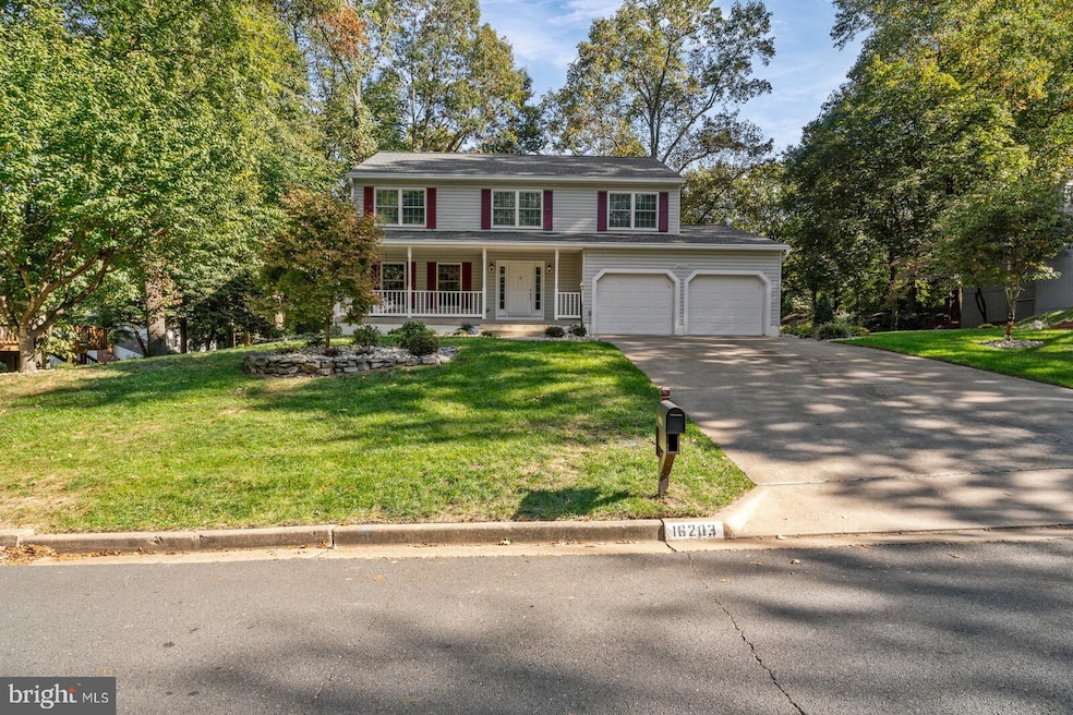 16203 Cypress Ct, Dumfries, VA 22025 - photo 1