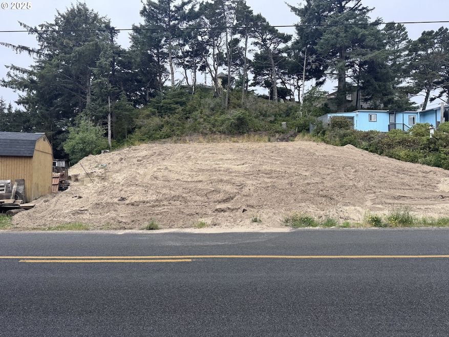 1695947 4th St, Florence, OR 97439 - photo 1